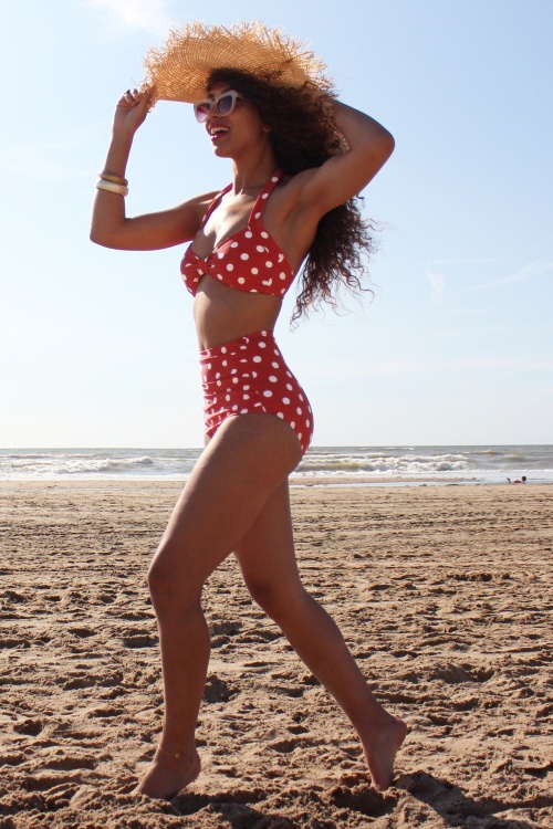 Esther Williams - Klassieke polka bikinitop in rood en wit 5
