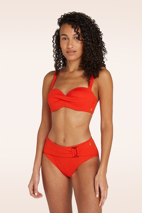 TC Beach - Twisted Bikini Top in Summer Red
