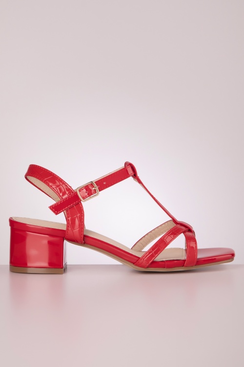 Poti Pati - Kelly Patent Sandals in Red