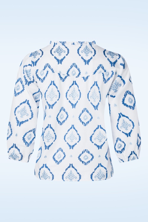 Smashed Lemon - Reign Baroque Embroidery Blouse in White and Blue  2