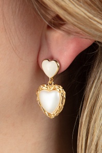 Vixen - Classy Heart Stud Earrings in Gold and White