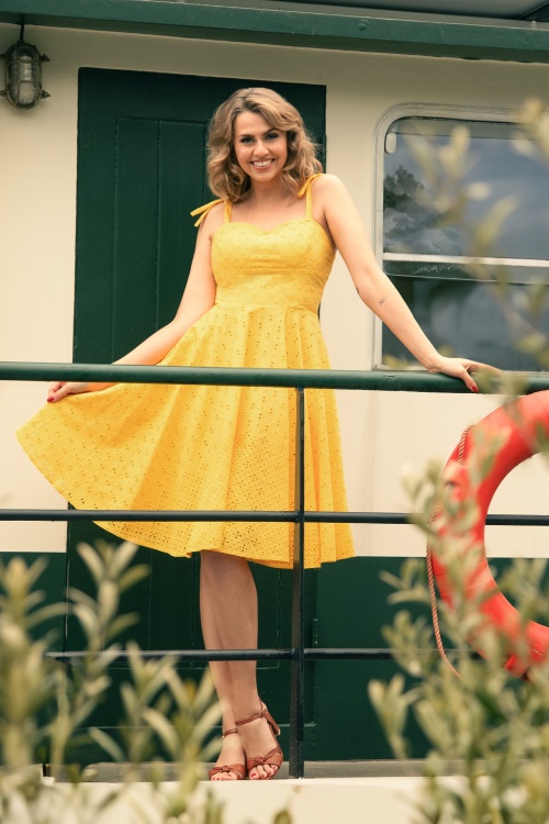 Timeless - Quinn jurk in geel