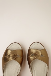 Banned Retro - Judith Wedge Sandals in Bronze 2