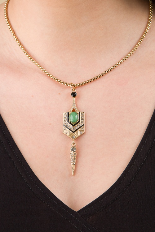 Lovely - Collier à pendentif Art Déco inspiré de l'Égypte en jade