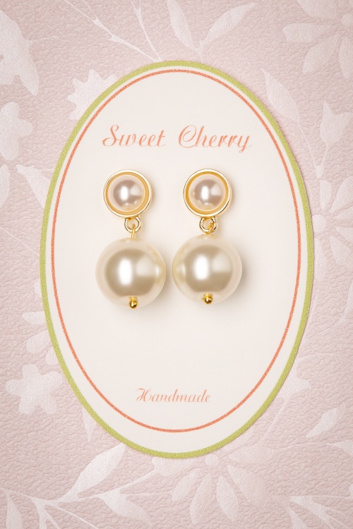 Sweet Cherry - 50s Classy Pearl Earrings in Ivory 4