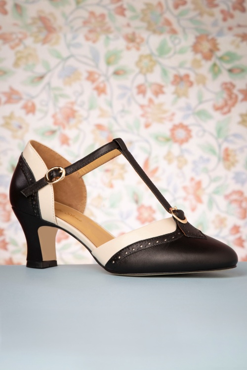 Charlie Stone - 50s Luxe Parisienne T-Strap Pumps in Black and Cream 5