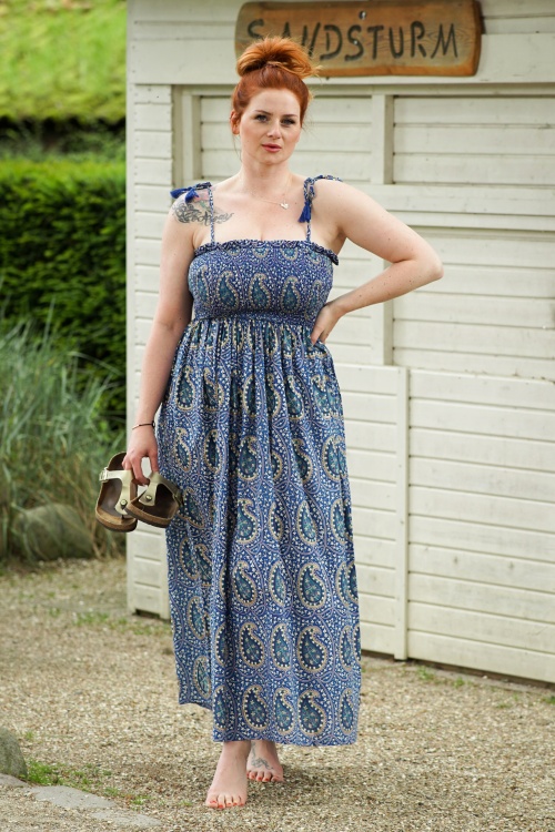 Timeless - Sommer Paisley Maxi Kleid in Blau