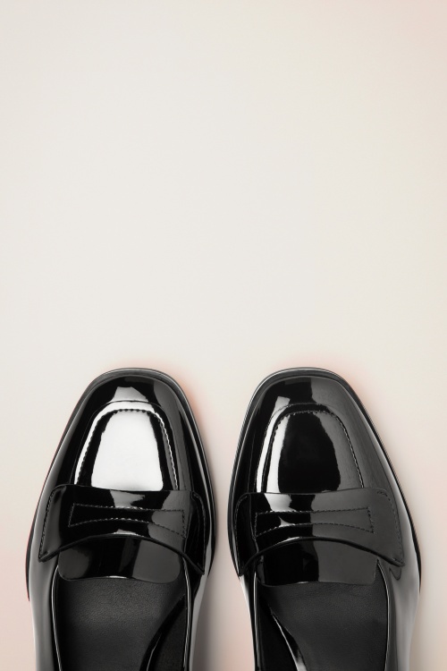 Tamaris - Viola Patent loafer stijl pumps in zwart 2