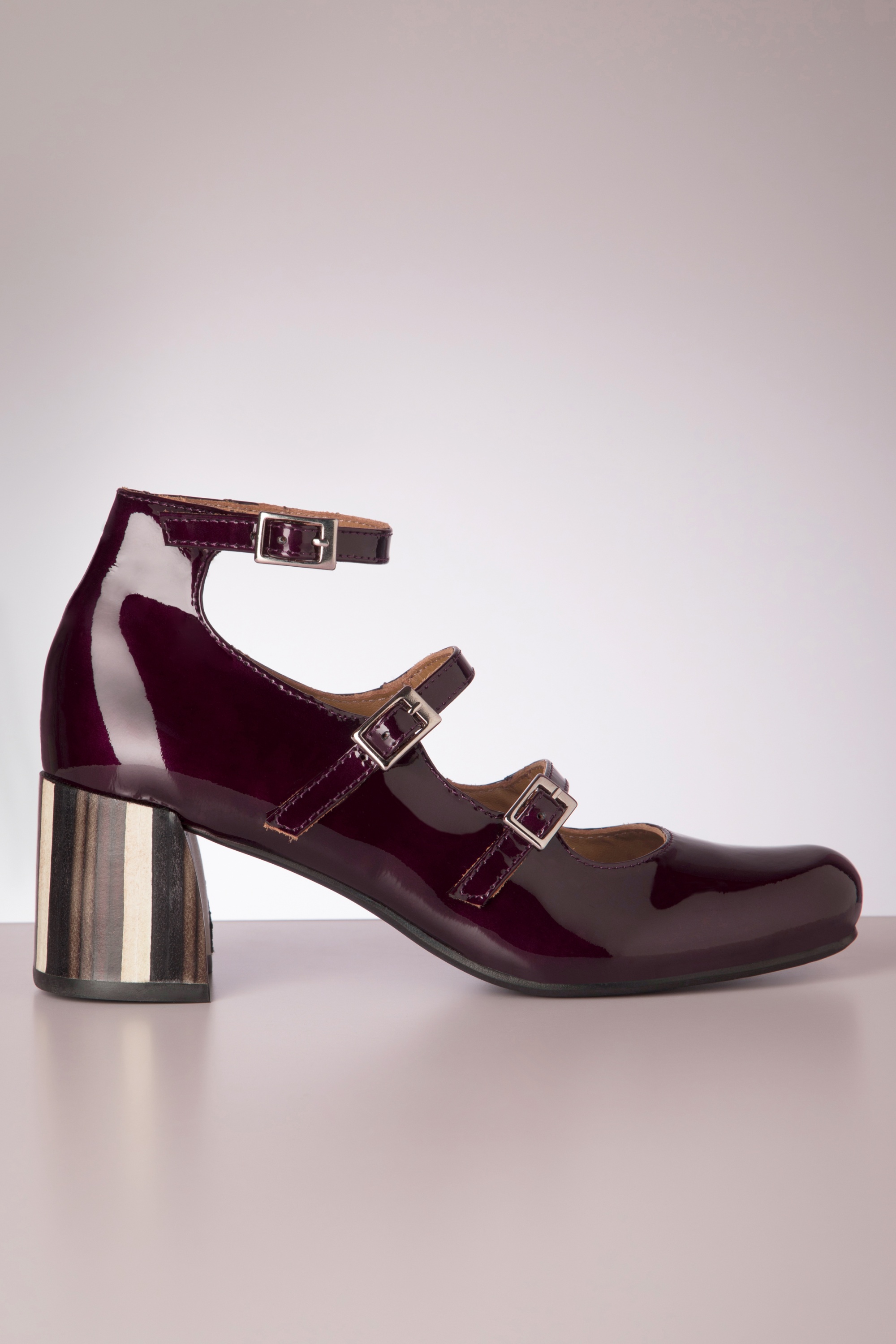 Nemonic Adriana Mary Jane Pumps in Wine | Shop at Topvintage