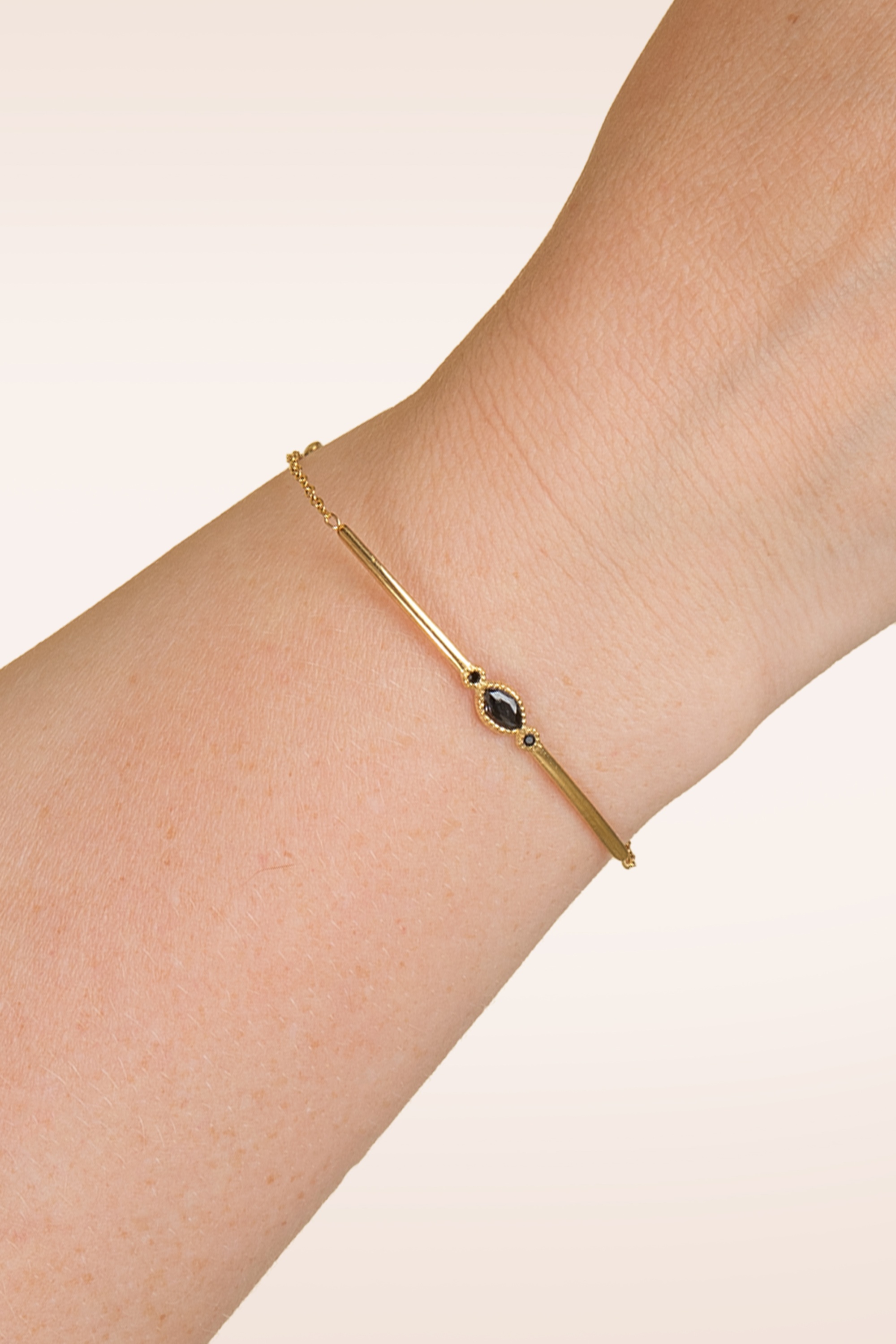 Day&Eve by Go Dutch Label - Oval Stone armband in goud