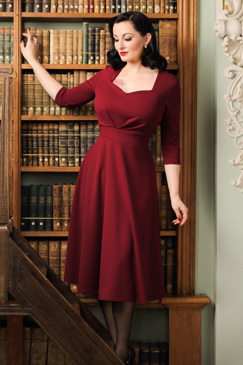 Vintage Chic for Topvintage 50s Ruby Swing Dress in Burgundy Shop at Topvintage