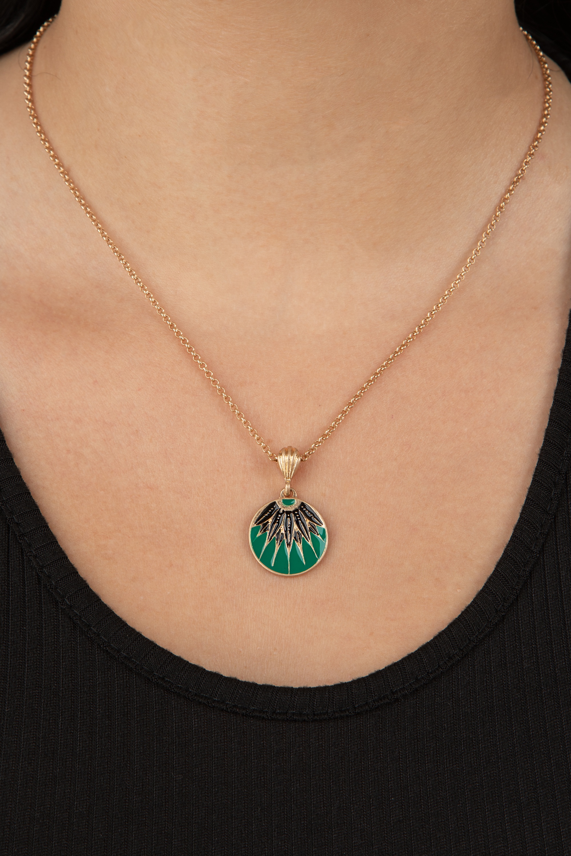 Lovely - Art Deco Disc ketting in smaragdgroen