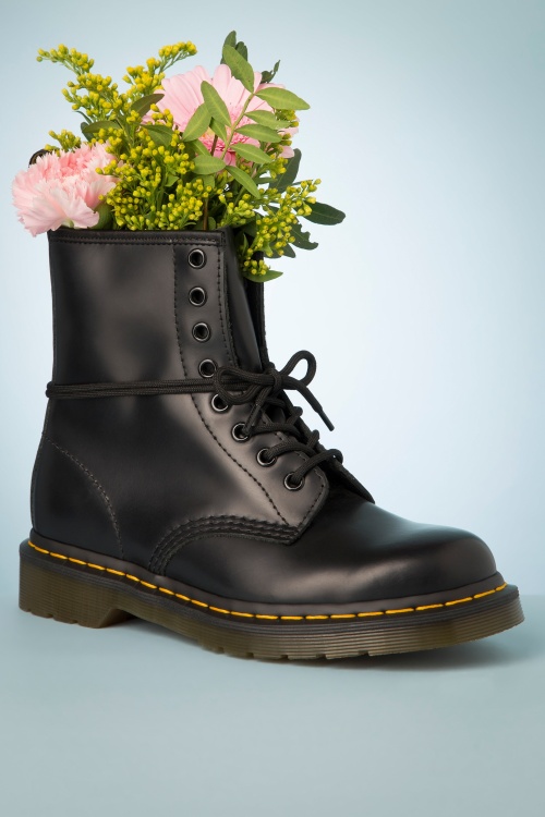 Dr. Martens 1460 Glatte Stiefeletten in Schwarz Einkaufen bei Topvintage