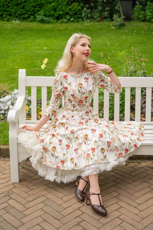 Hearts & Roses - Janne Floral swing jurk in crème 