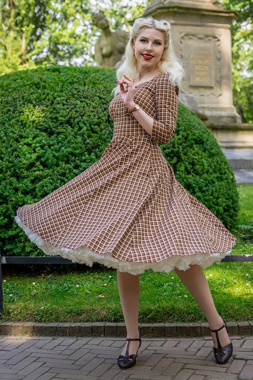 Swing dresses Discover the latest collections at Topvintage