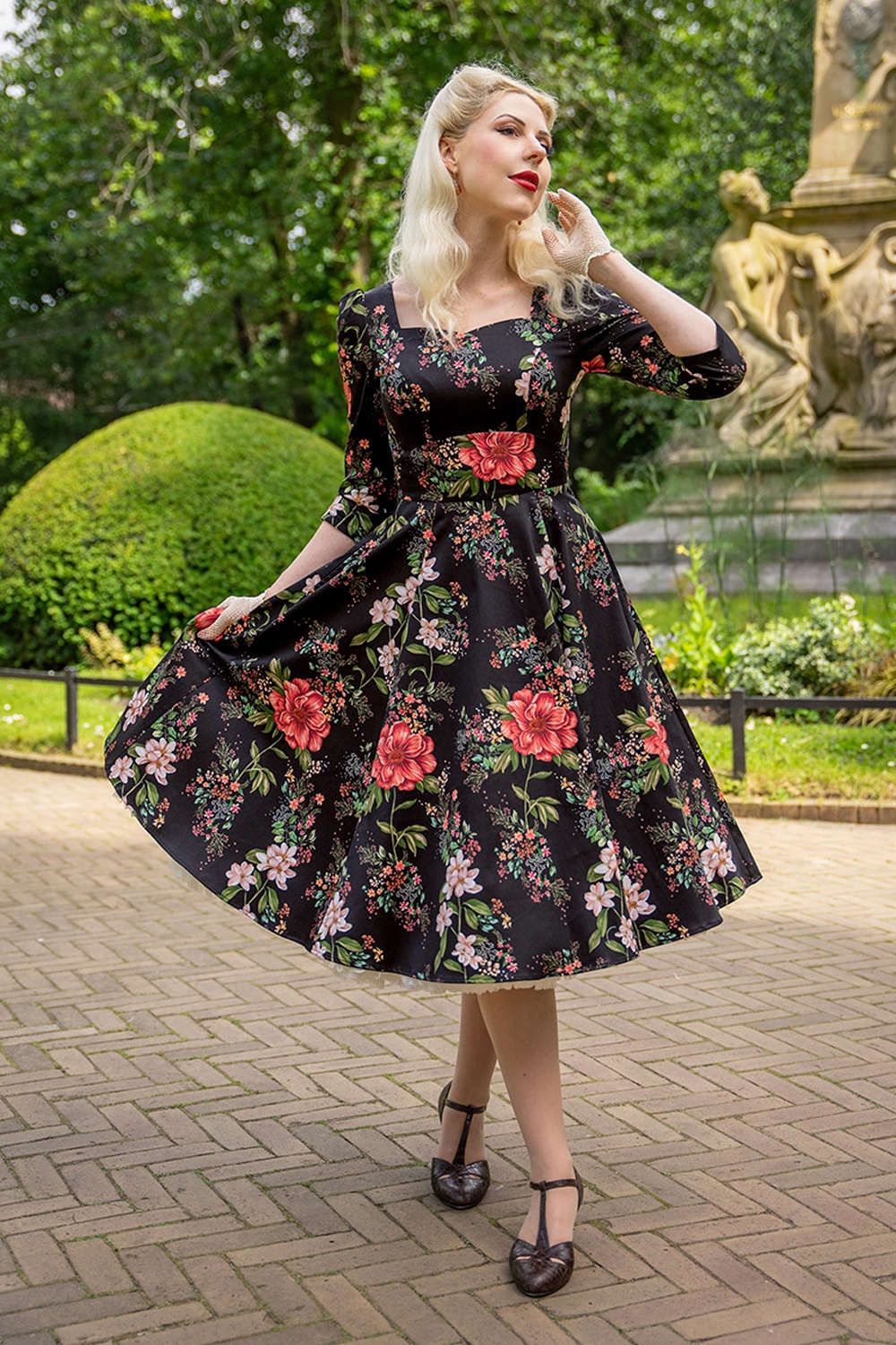 Hearts and roses swing dress hotsell