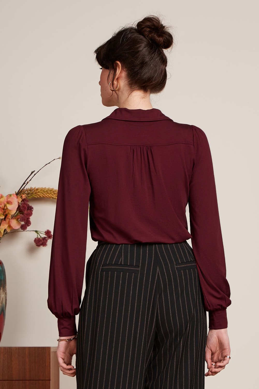 King Louie - Carina Light blouse in cabernet rood 3