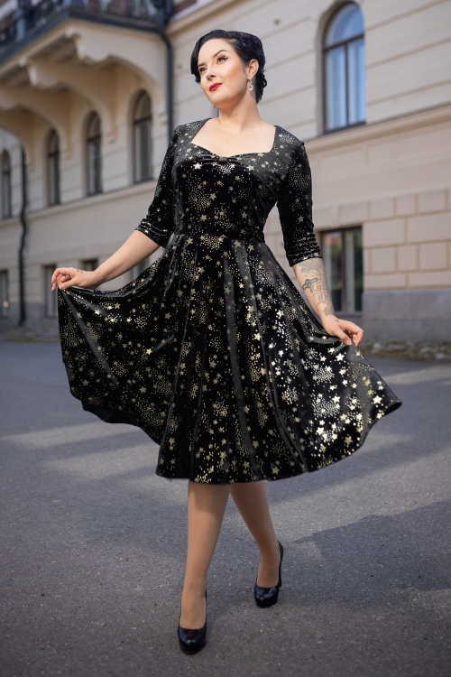 Long black vintage dress hotsell