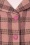 Vixen - Flower Button Check jas in roze 3