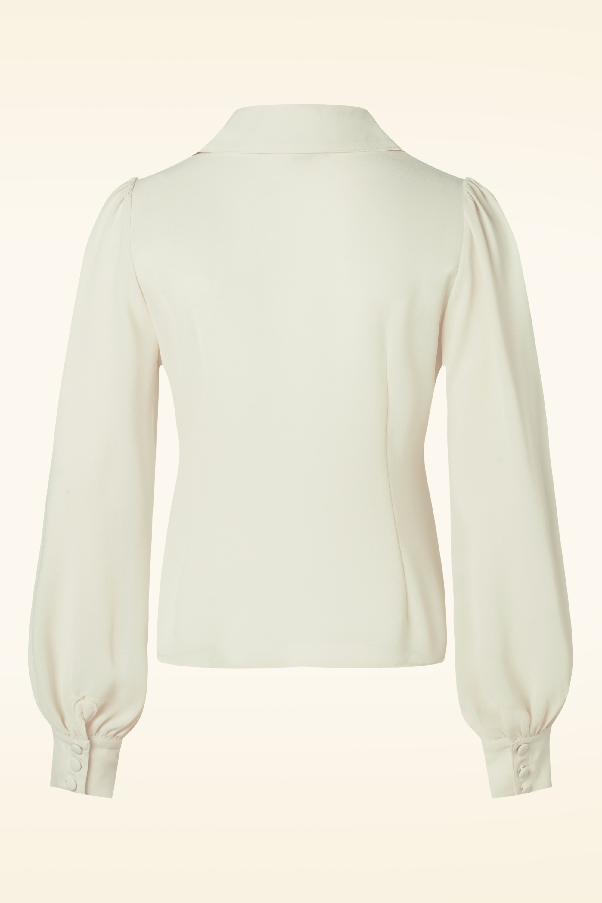 Vixen - Crepe long sleeve blouse in crème  4