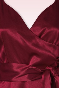 Glamour Bunny - The Moira Satin pencil jurk in Merlot 4