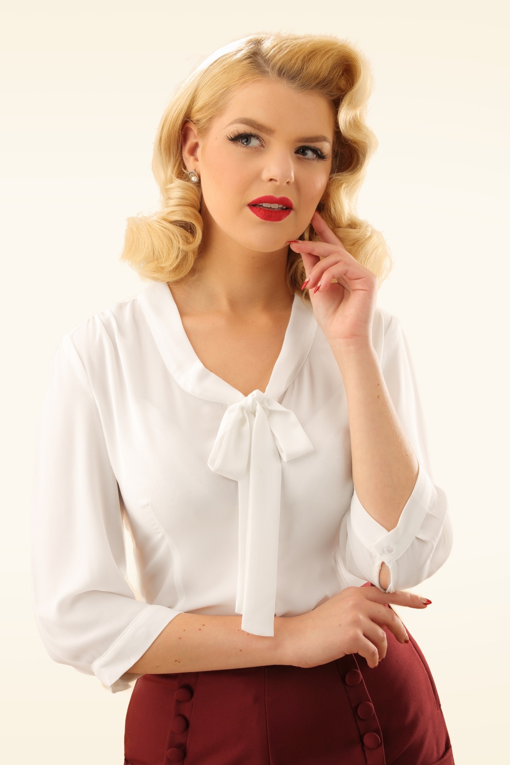 Banned Retro 50s Fly Away Shirt in White Topvintage