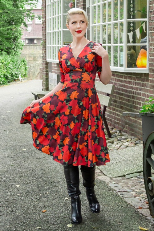 Vintage Chic for Topvintage - Maddison floral swing jurk in rood en oranje 