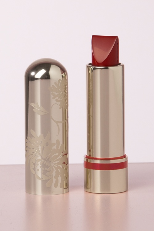 Bésame Cosmetics - Classic colour lippenstift in velvet rood