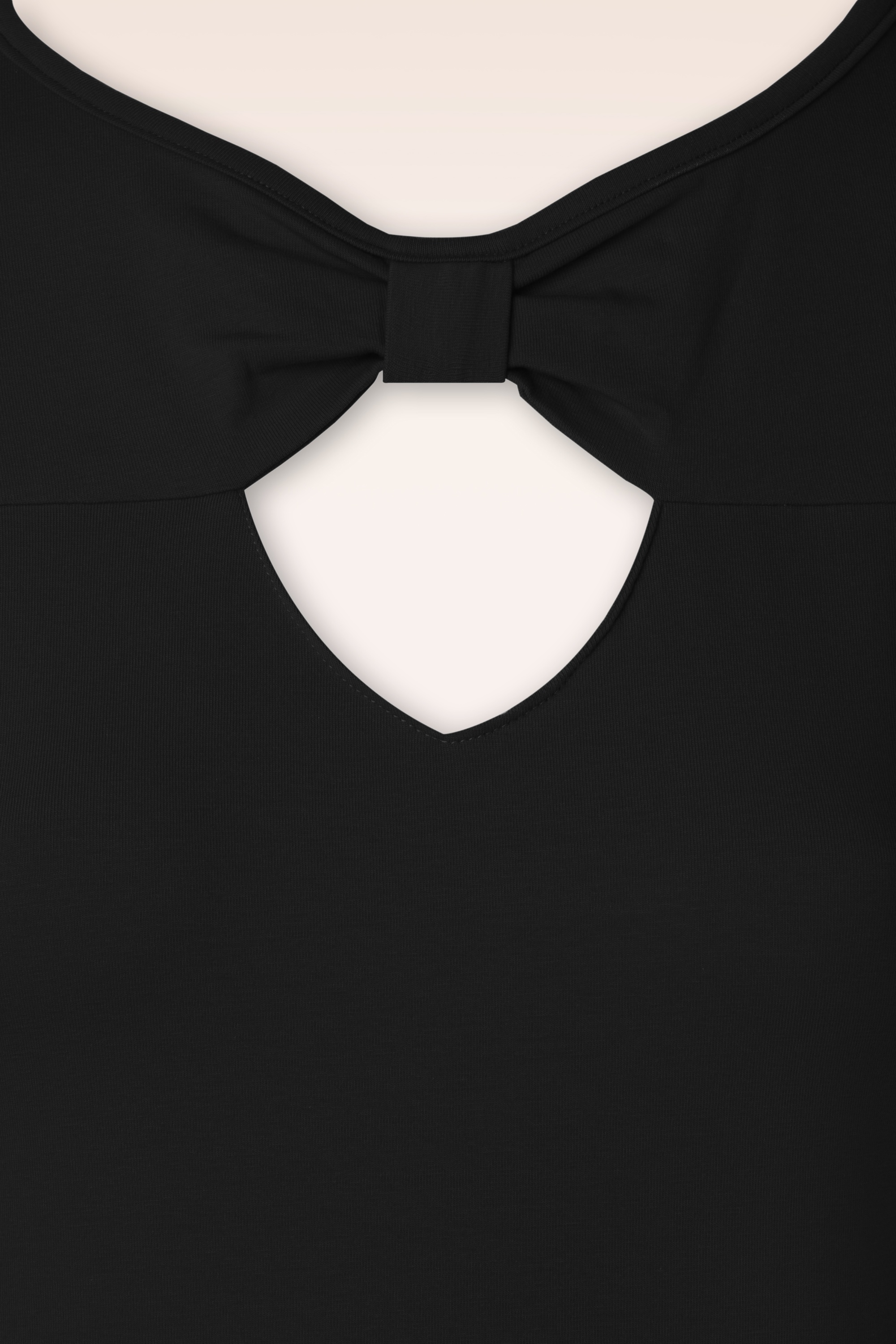 Banned Retro - Queen Bow top in zwart 3