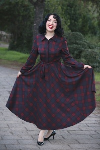 Hearts & Roses - Kim Tartan swing jurk in marineblauw en bordeauxrood 2