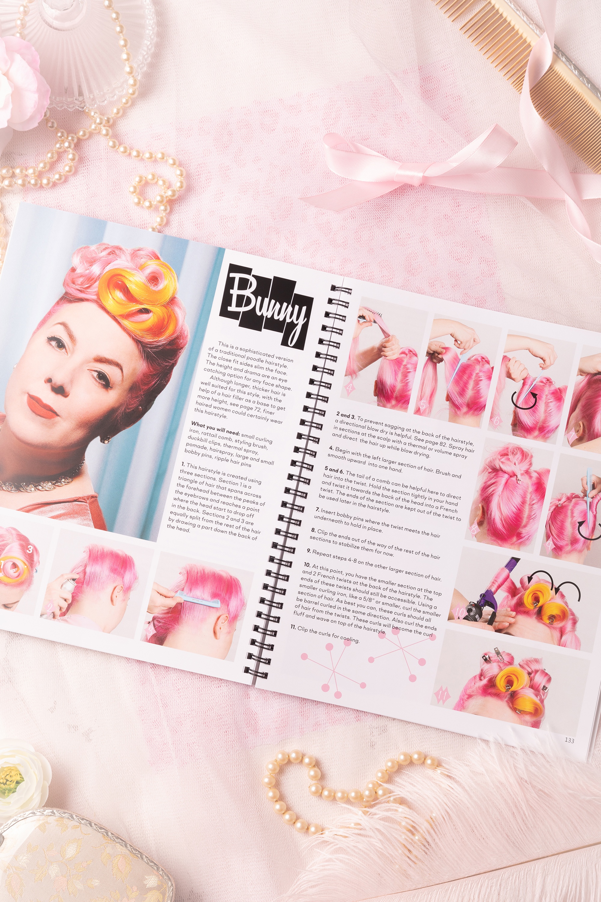 Lauren Rennells - Vintage hairstyling: retro styles met stapsgewijze instructies 3e editie 3