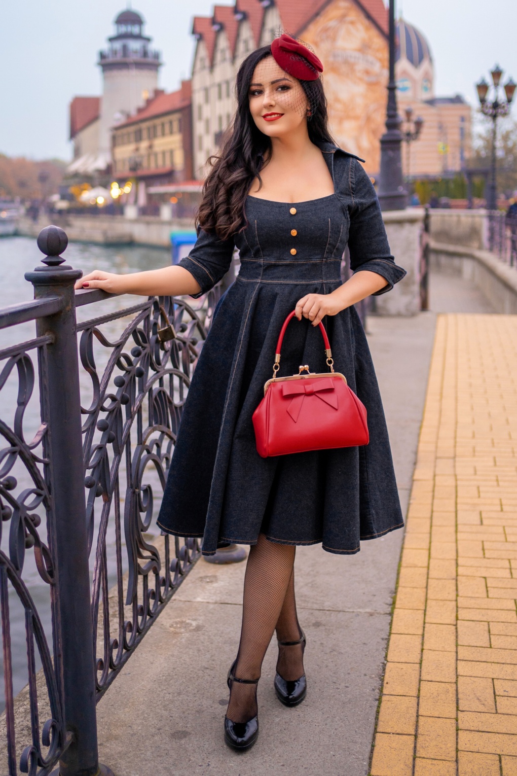 AUROLA Black & Blue Stripe Dress Mサイズ Paola Bold Stripe One Shoulder Midi Dress | Greylin