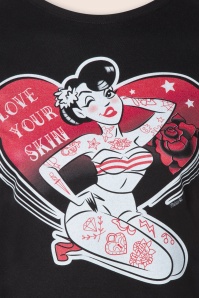 PinRock - Love Your Skin T-Shirt in zwart 2