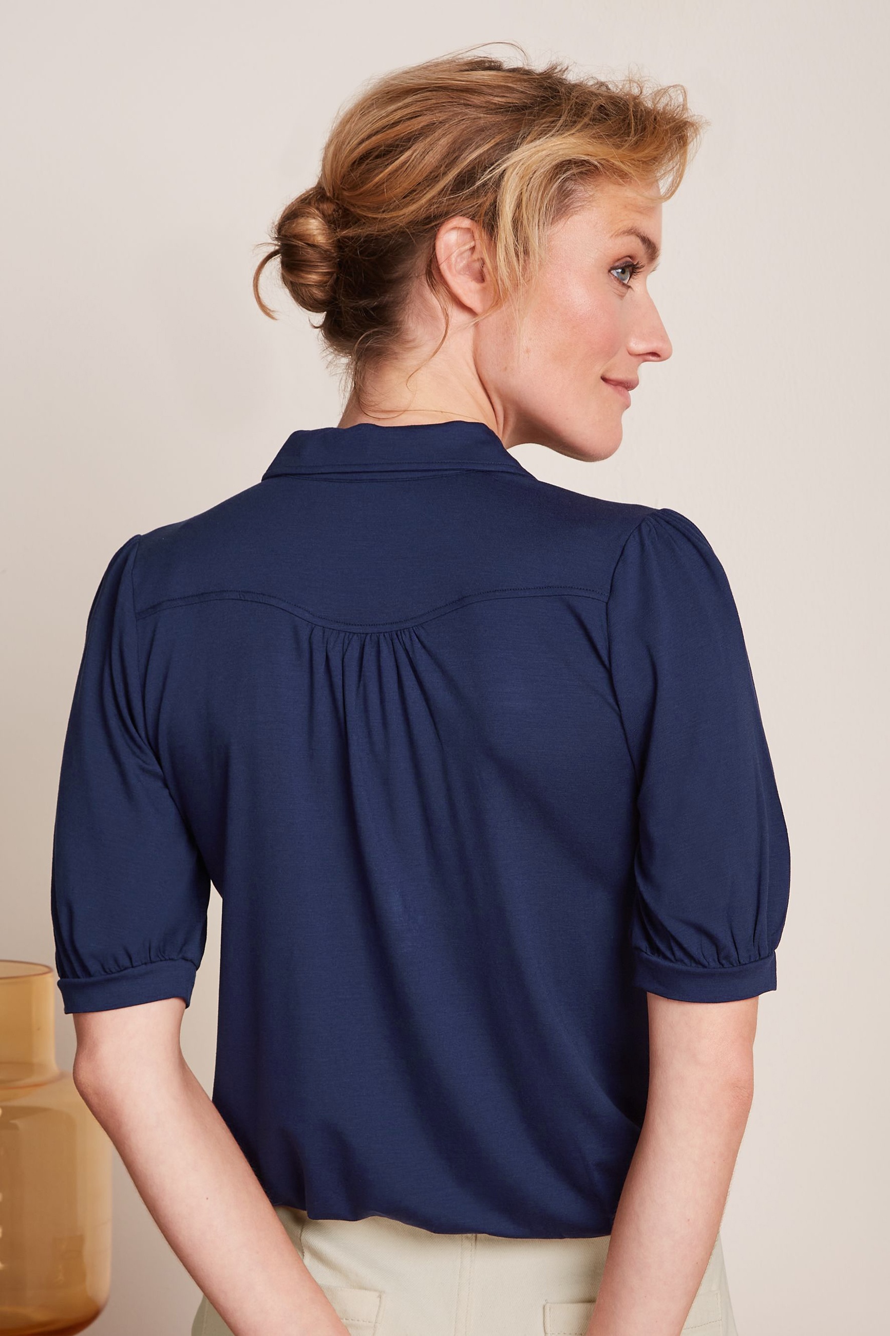 King Louie - Carina lichte EcoVero viscose blouse in beacon blauw 3