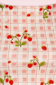 Vintage Chic for Topvintage - Cindi Strawberry Gingham swing jurk in gebroken wit en roze 3