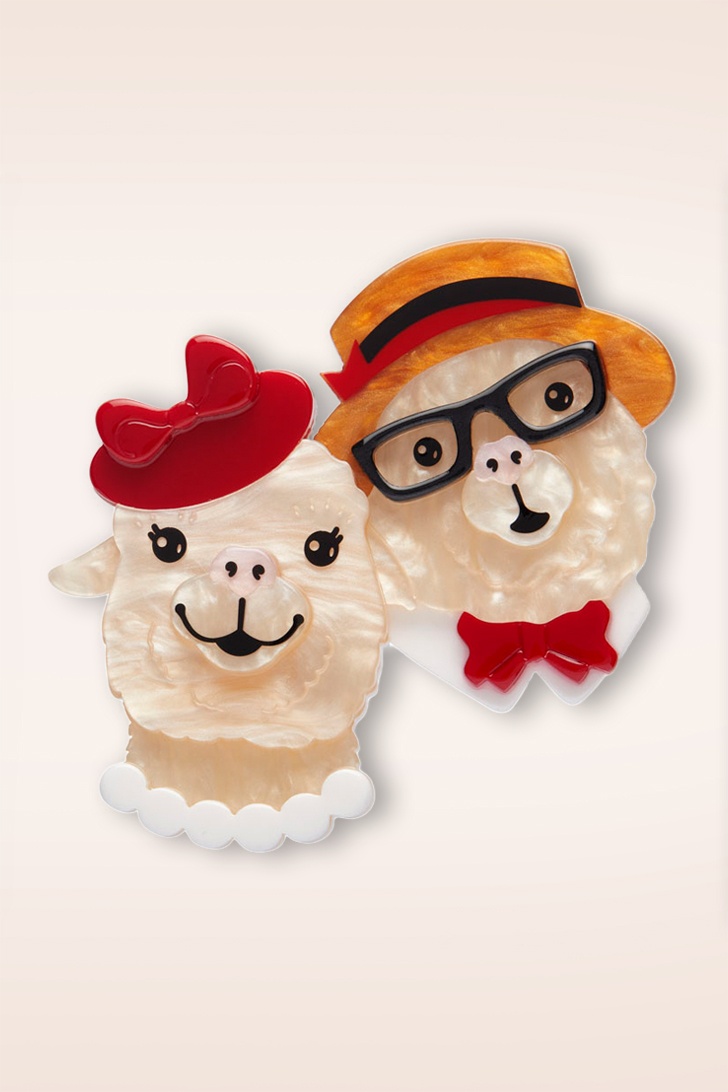 Erstwilder - The Enamoured Alpacas broche