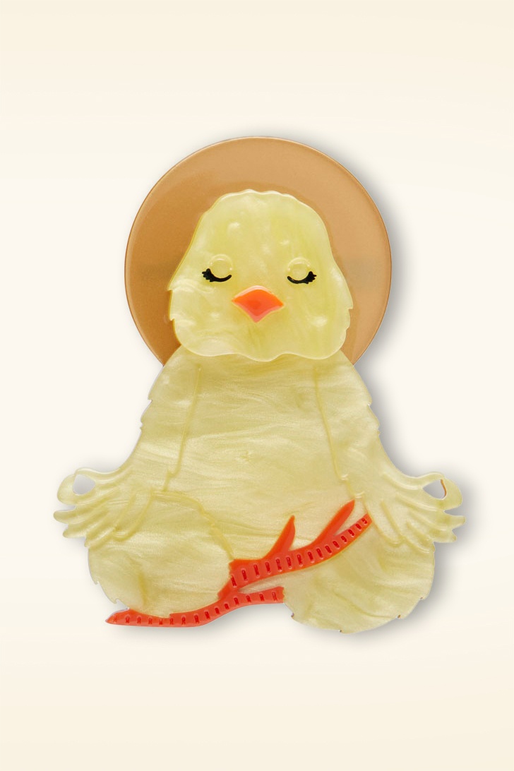 Erstwilder - The Yoga Chick broche