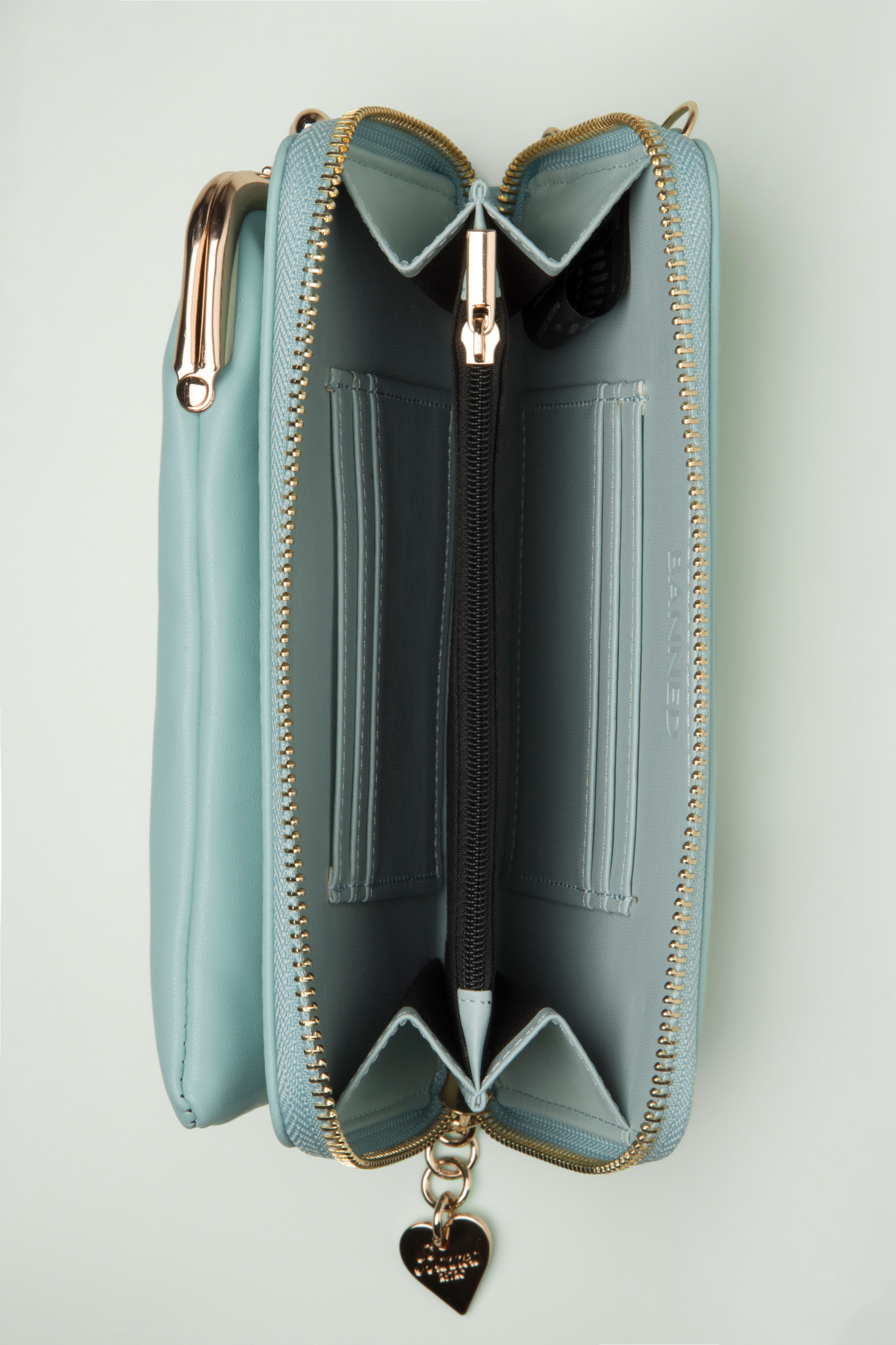 Banned Retro - Cherry Pie Cross Body Handytasche in Mint 2