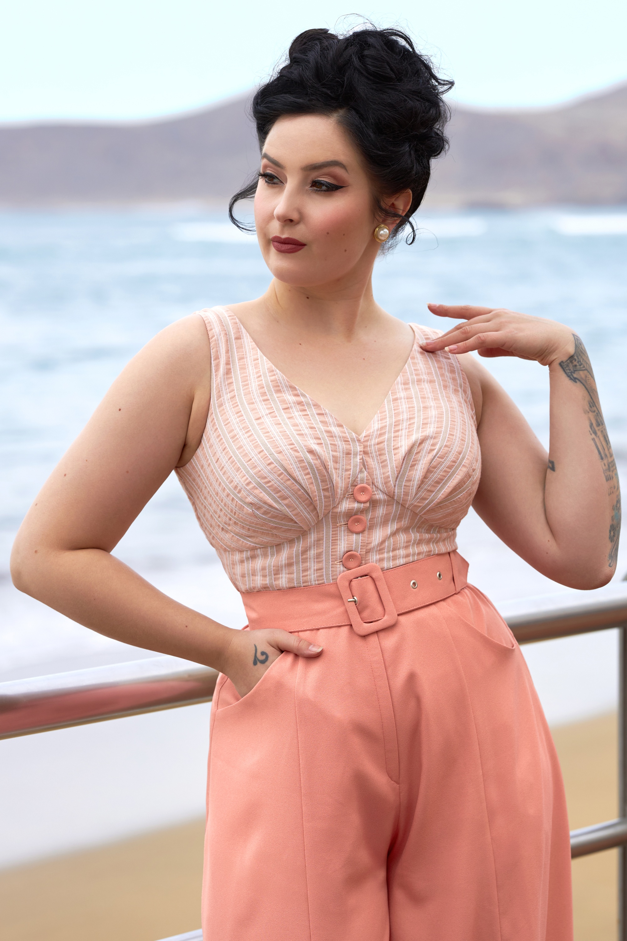 Miss Candyfloss - Mallory Blush Palazzo Jumpsuit in Pfirsich 2