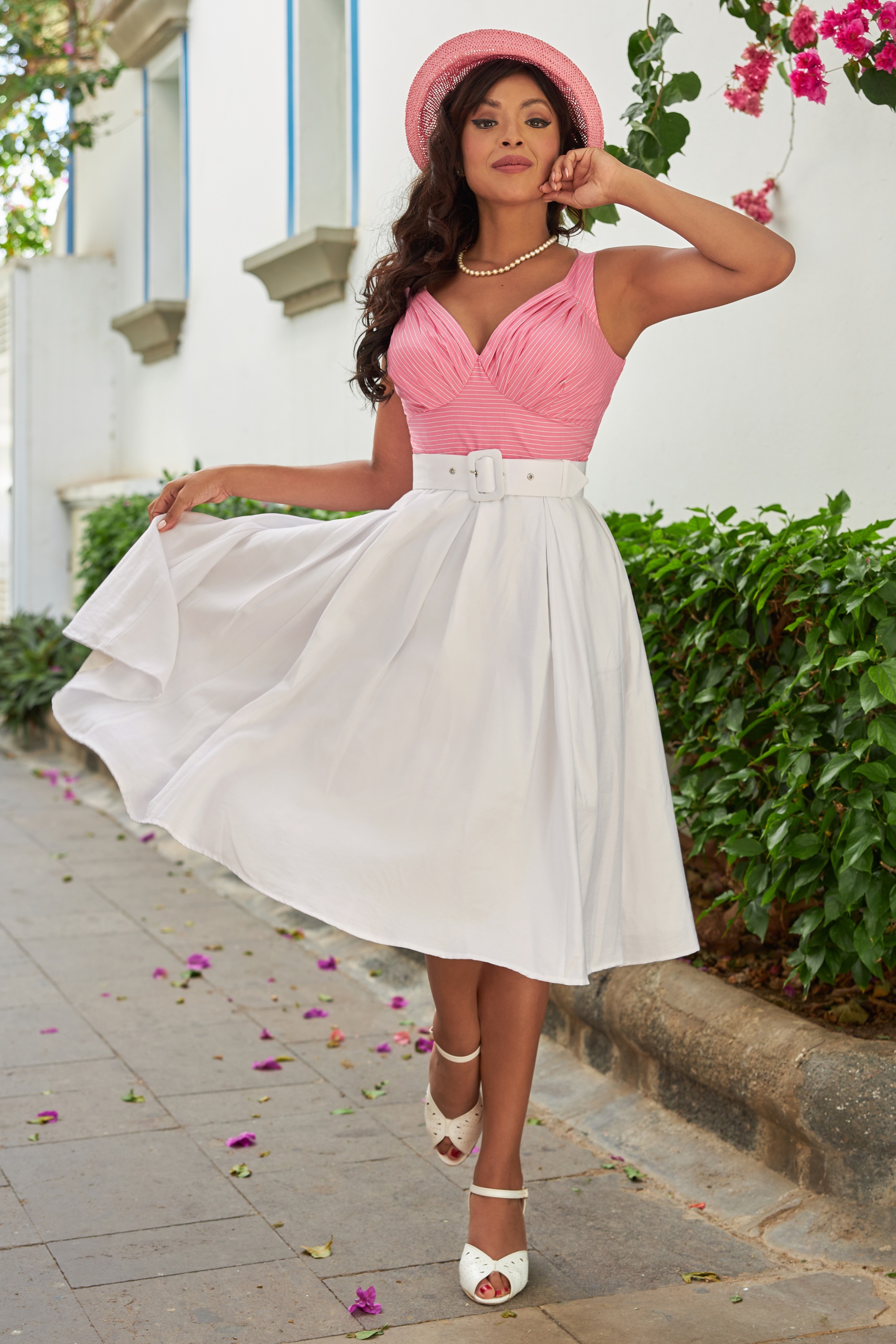 Miss Candyfloss - Safia-May swing jurk in wit en roze
