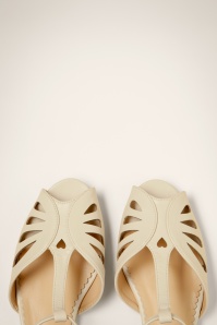 Banned Retro - Secret Love Flats in Cream 2