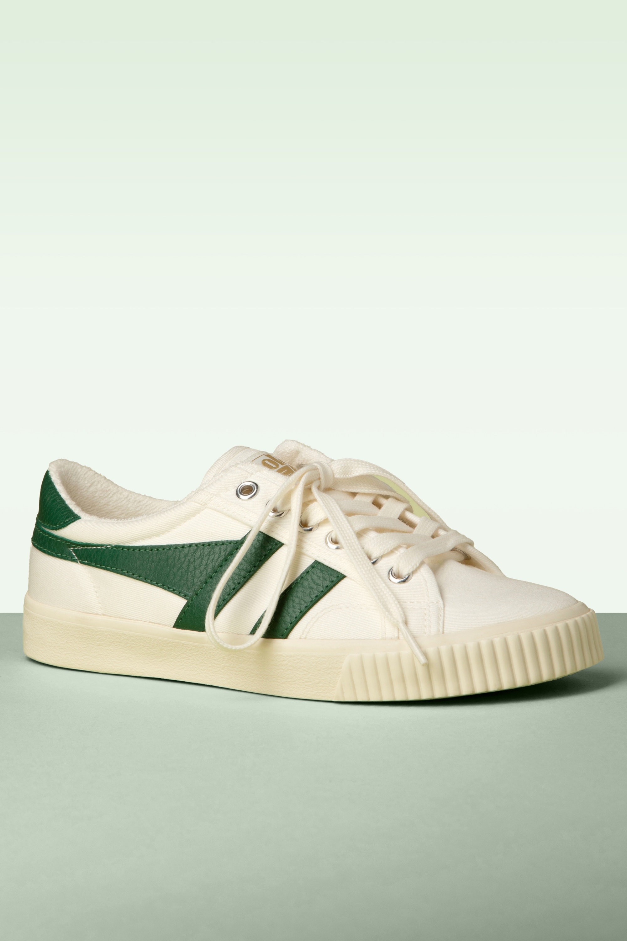 Gola - Mark Cox Tennis Sneakers in Off White and Dark Green 3