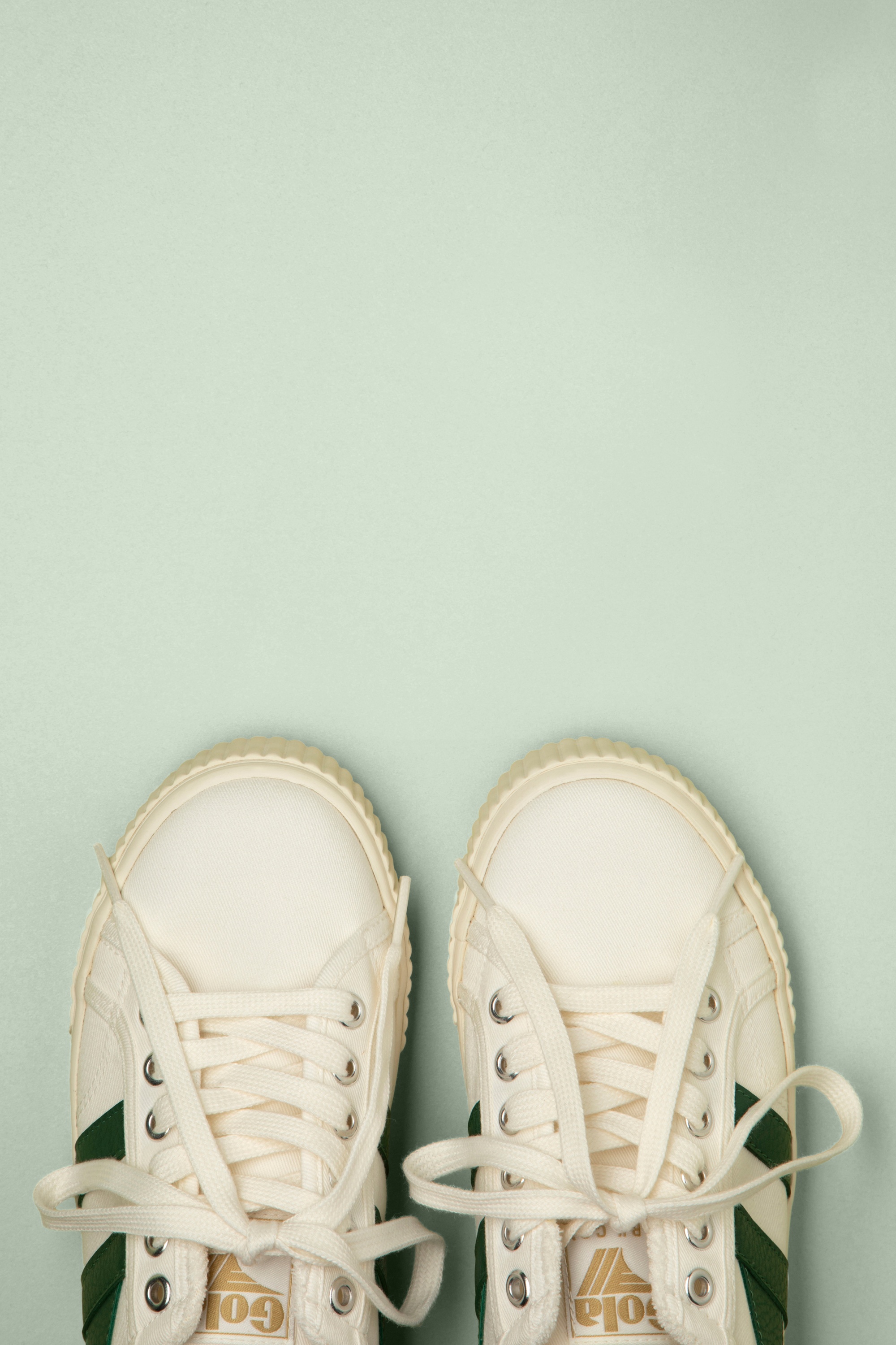 Gola - Mark Cox Tennis Sneakers in Off White and Dark Green 2