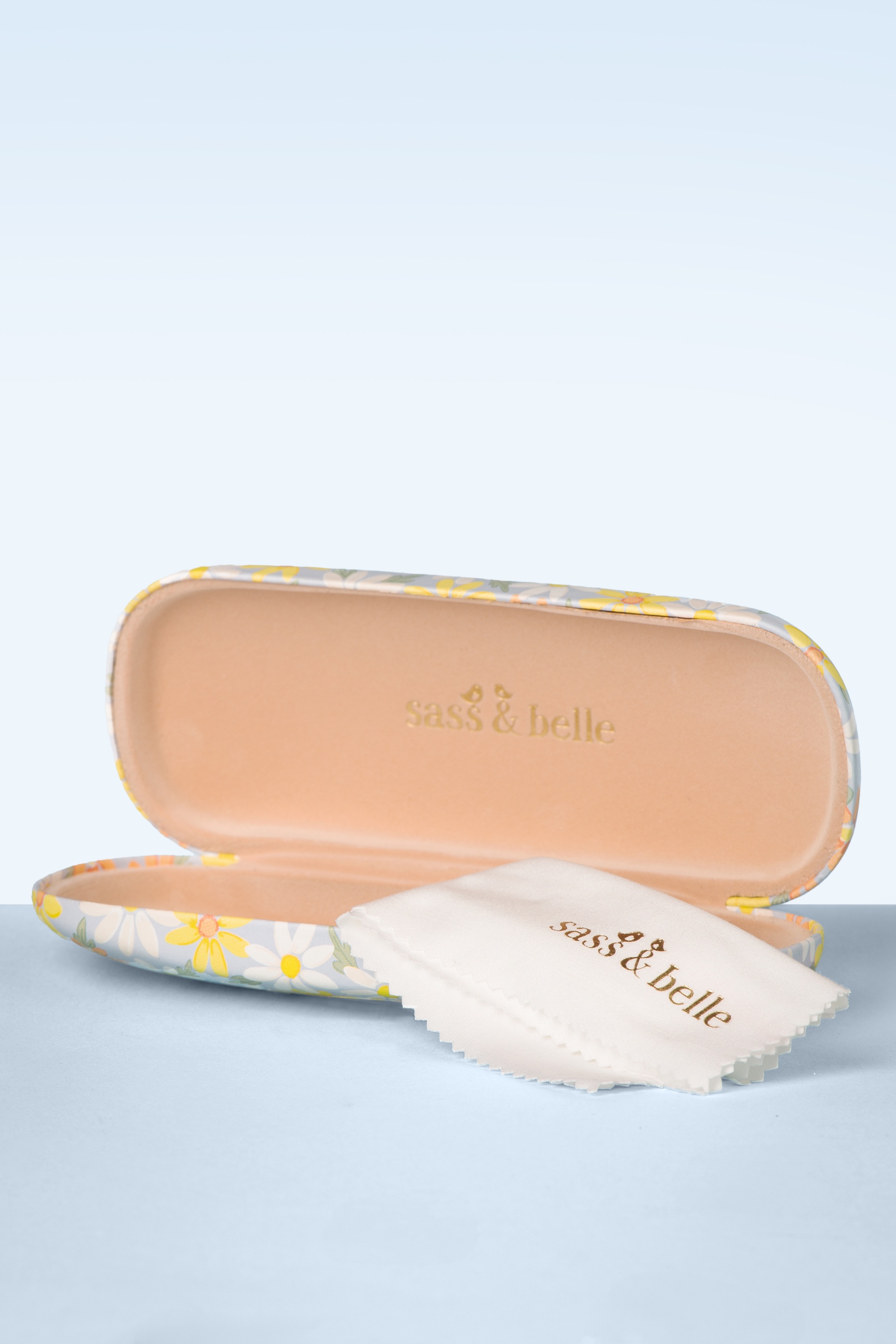 Sass & Belle - Blue Daisy Glasses Case