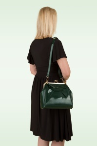 Banned Retro - American Vintage Patent Handtasche in Grün 4