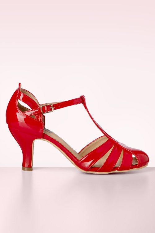 Banned Retro - Dance Me To The Stars Pumps in Silver