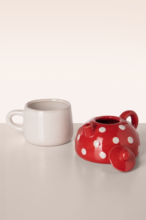 Sass & Belle - Red Mushroom Tea for One 2