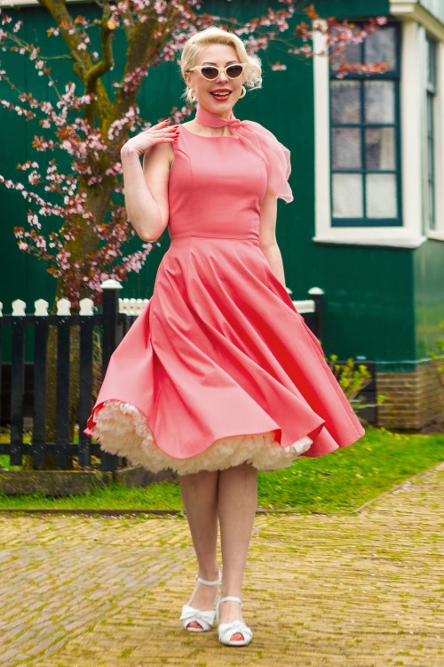 Topvintage Boutique Collection - Adriana Swing Kleid in Sunset Coral 2
