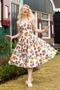 Topvintage Boutique Collection - Bettie Tropical Flower Swing Kleid in Weiß und Multi