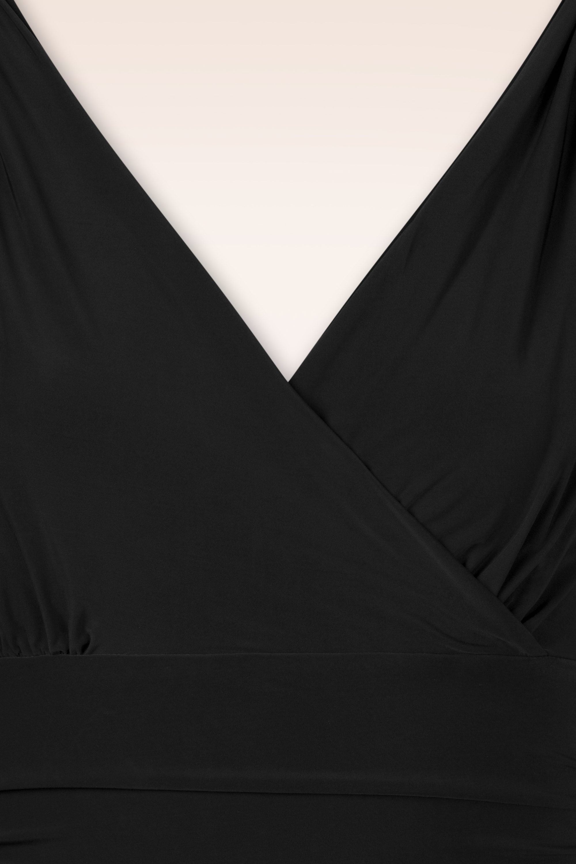 Vintage Chic for Topvintage - Emma mouwloze slinky top in zwart 2